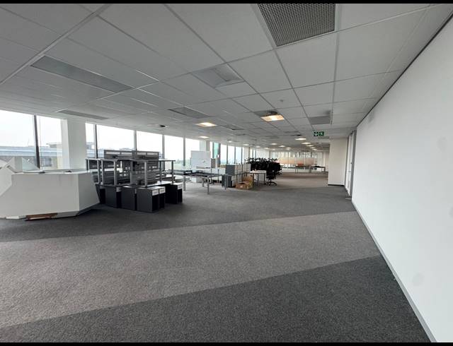 717M² OFFICE TO LET IN ROSEBANK